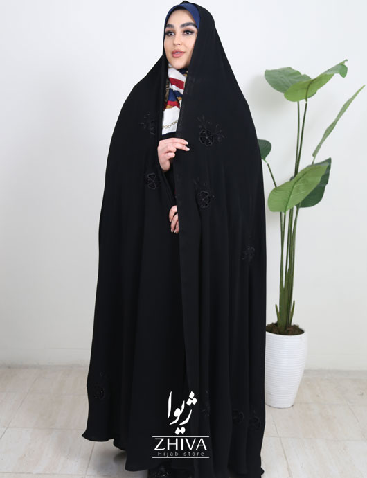 چادر سنتی گلدوزی رز مخمل