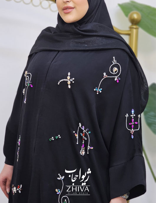 عبا جواهردوزی عروسك