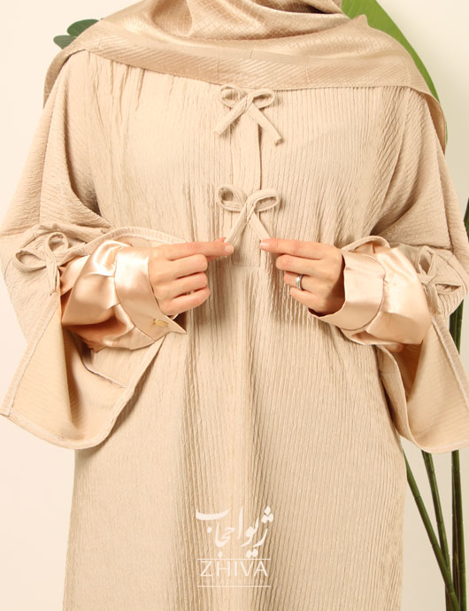 عبای ربكا كرمی