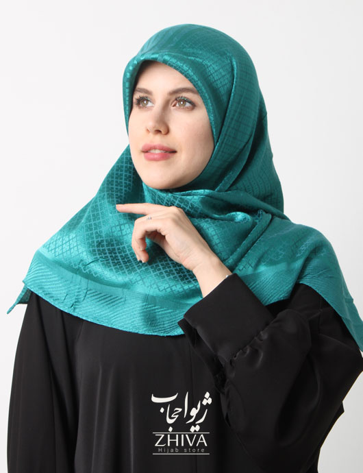 روسری لمه چارخونه ريز دوردوخت قواره 120 كد 6