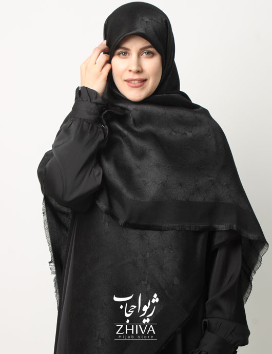 روسری ژاكارد مشكی دور ريش قواره 140 كد 8