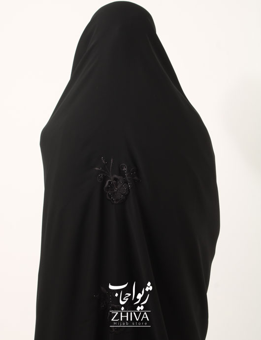 چادر سنتی گلدوزی